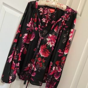 2/$10 Beautiful Bright Top w Neck Tie